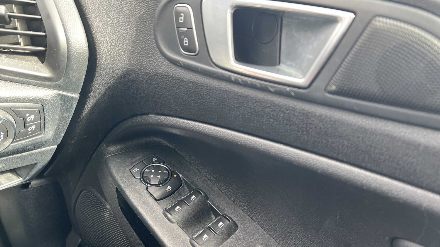 Used Ford Ecosport for sale - 77860017: Photo 32