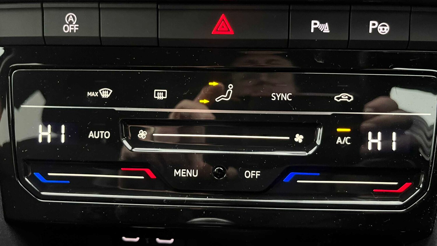 Used Volkswagen T-Roc for sale - 77861014: Photo 10