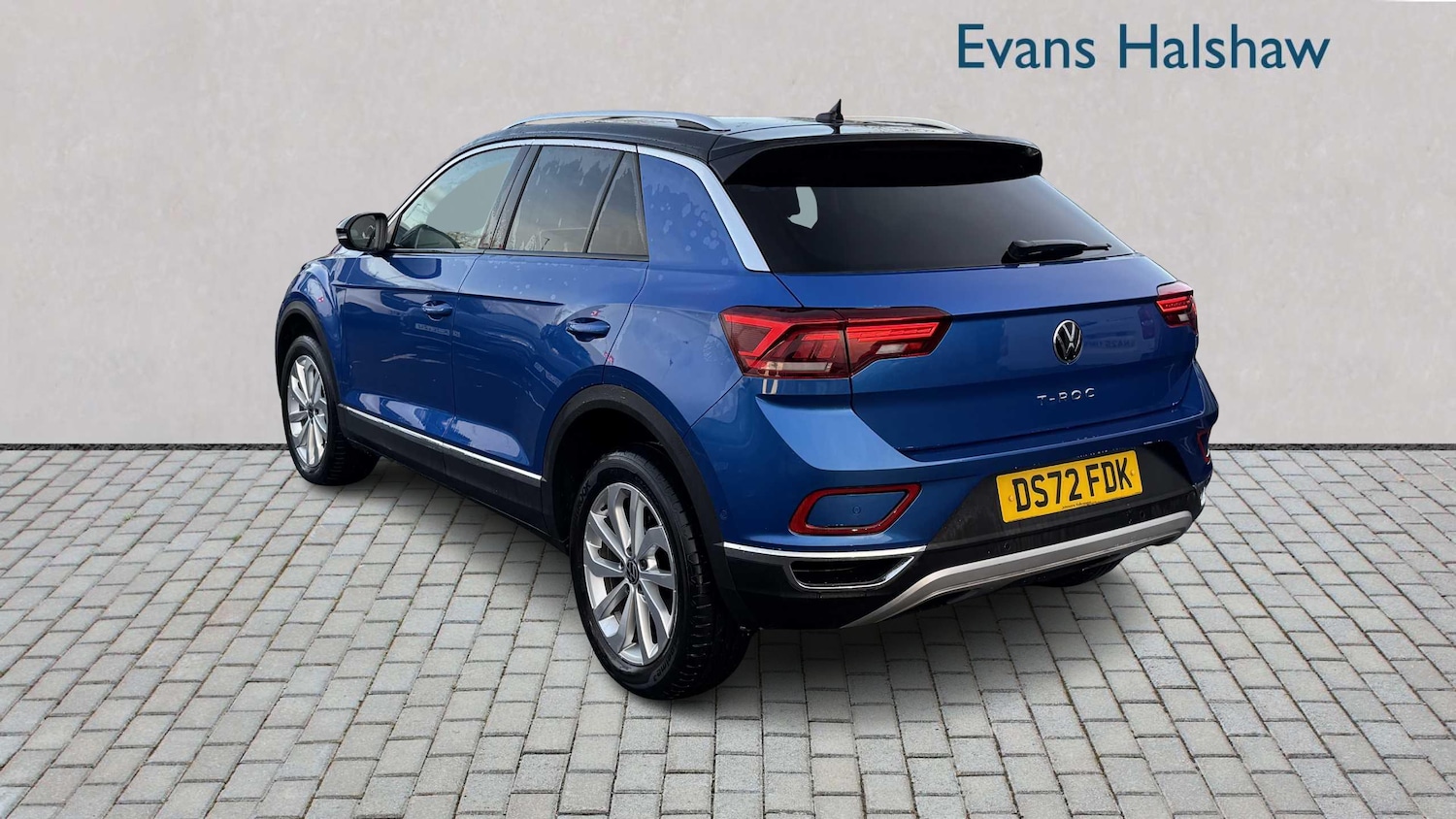 Used Volkswagen T-Roc for sale - 77861014: Photo 2