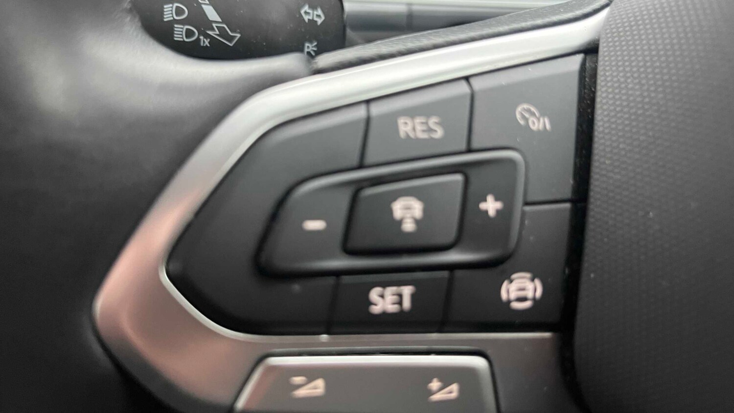 Used Volkswagen T-Roc for sale - 77861014: Photo 21