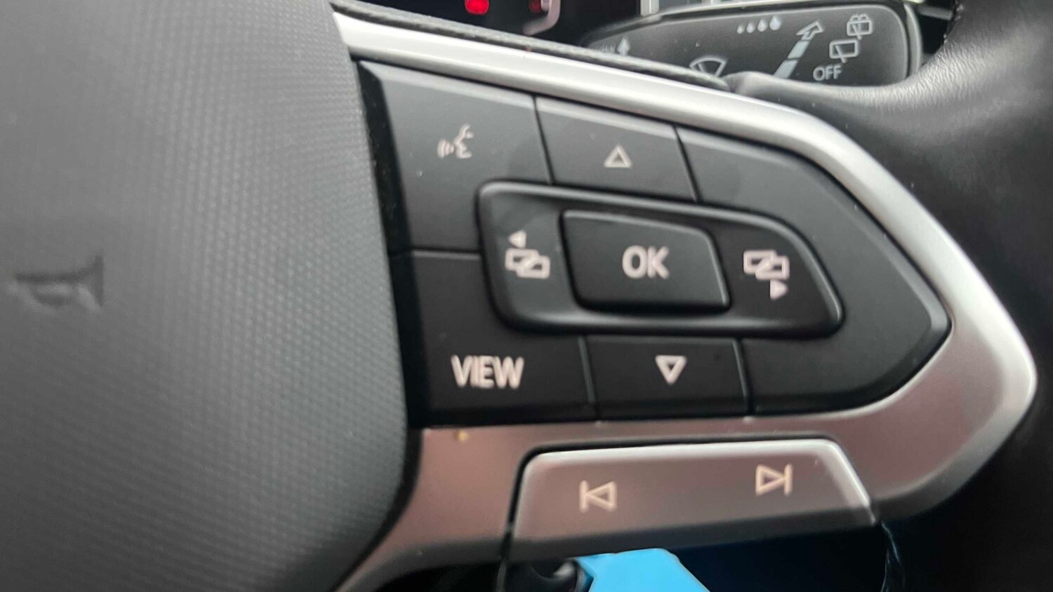 Used Volkswagen T-Roc for sale - 77861014: Photo 23