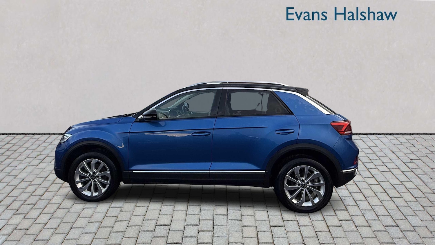 Used Volkswagen T-Roc for sale - 77861014: Photo 3