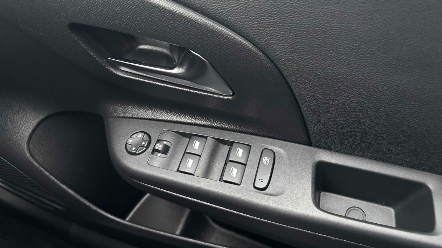 Used Vauxhall Corsa for sale - 77861321: Photo 17