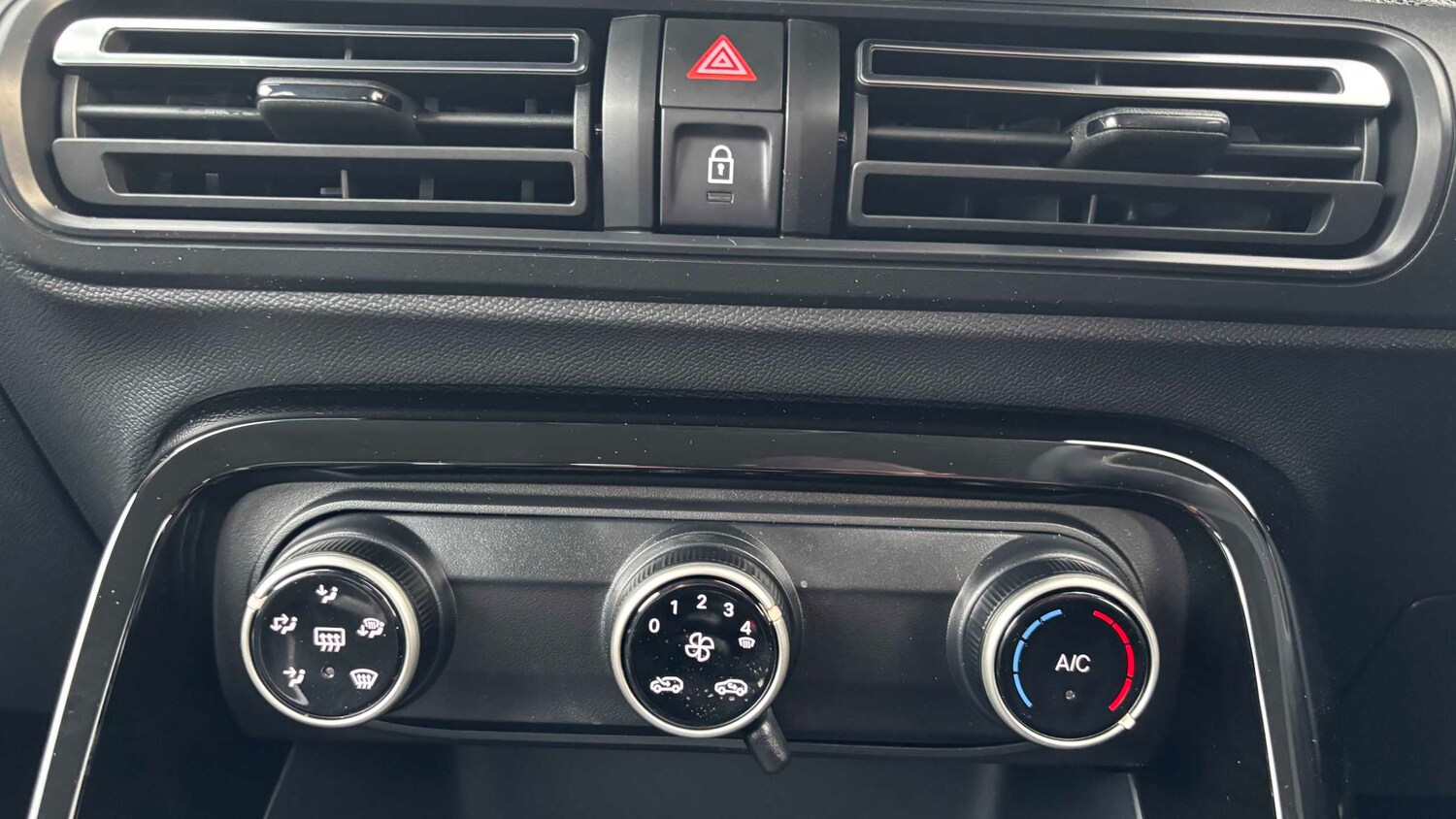 Used Citroen C3 for sale - 77861716: Photo 13