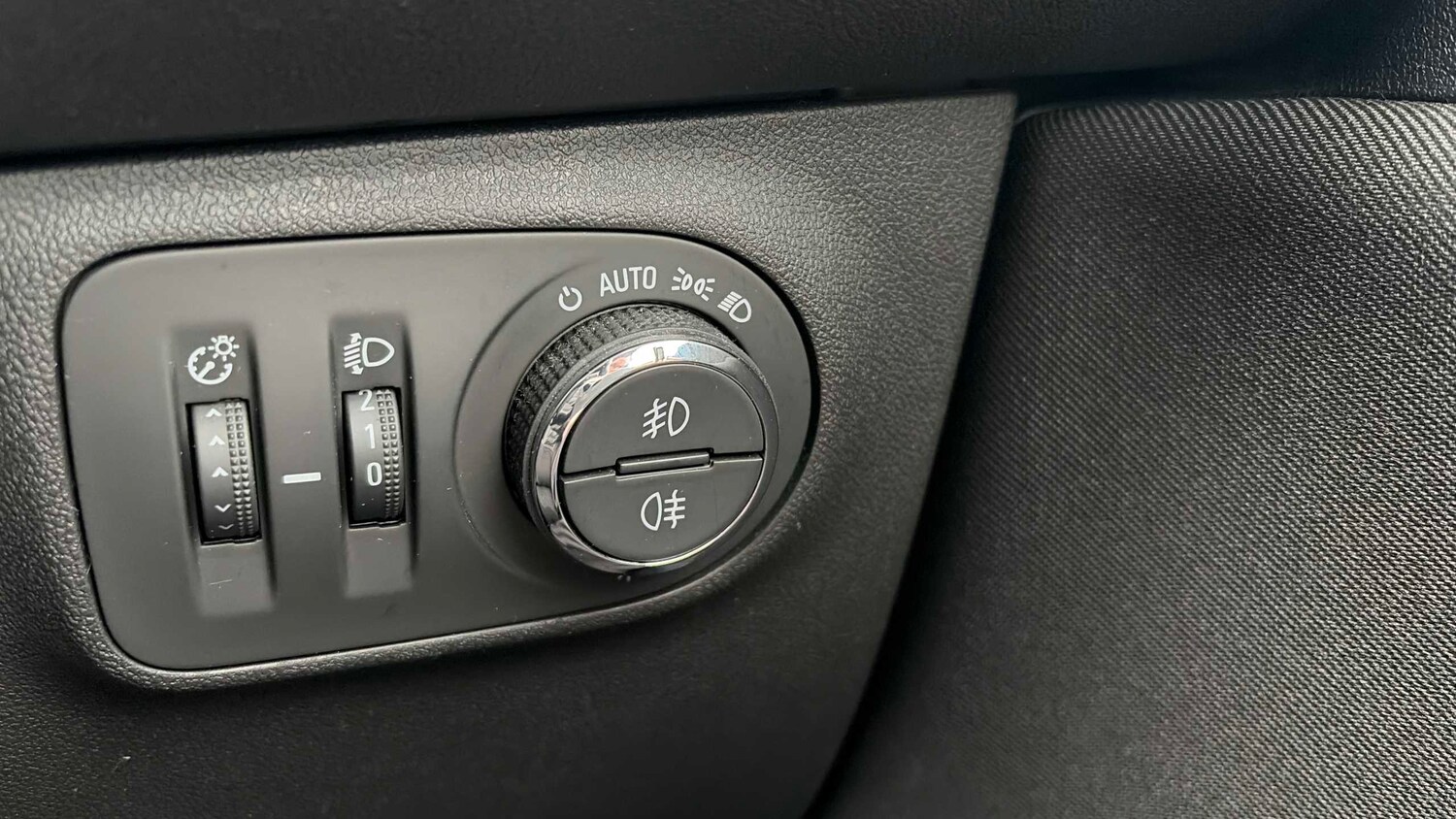 Used Vauxhall Corsa for sale - 77858559: Photo 18