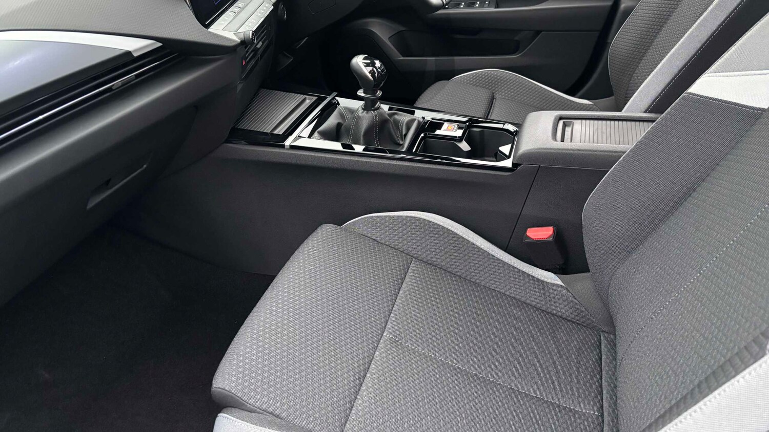 Used Vauxhall Astra for sale - 77861535: Photo 13