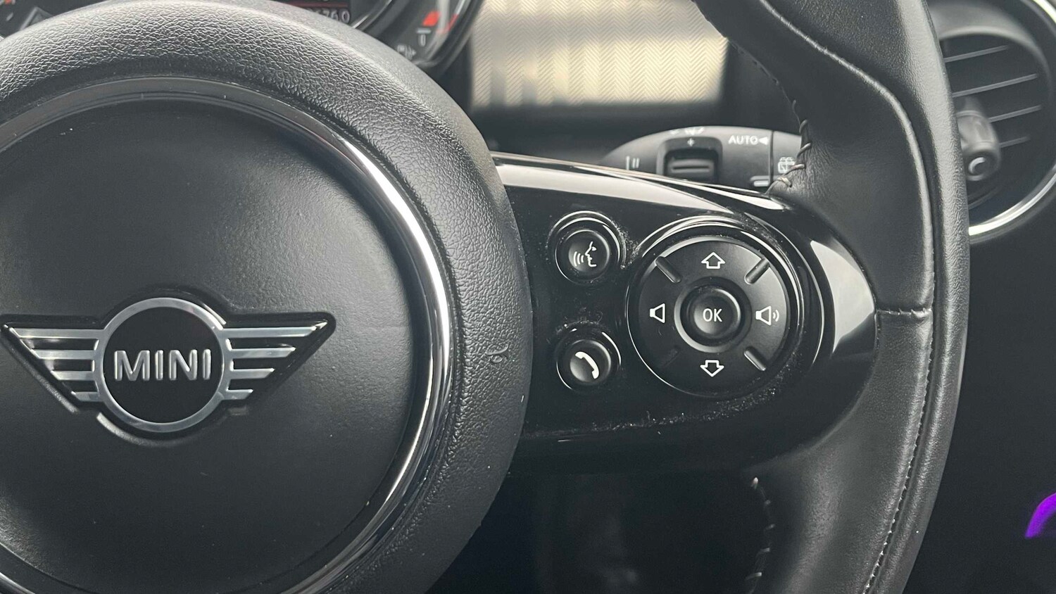 Used MINI Hatch 2019 for sale - 77862427: Photo 19