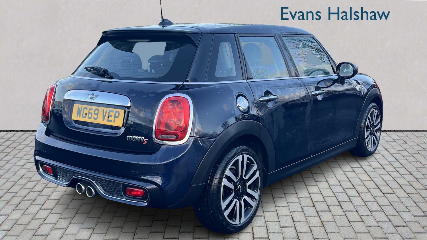 Used MINI Hatch 2019 for sale - 77862427: Photo 3