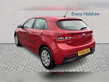 Used Kia Rio 2018 for sale - 77860000: Photo