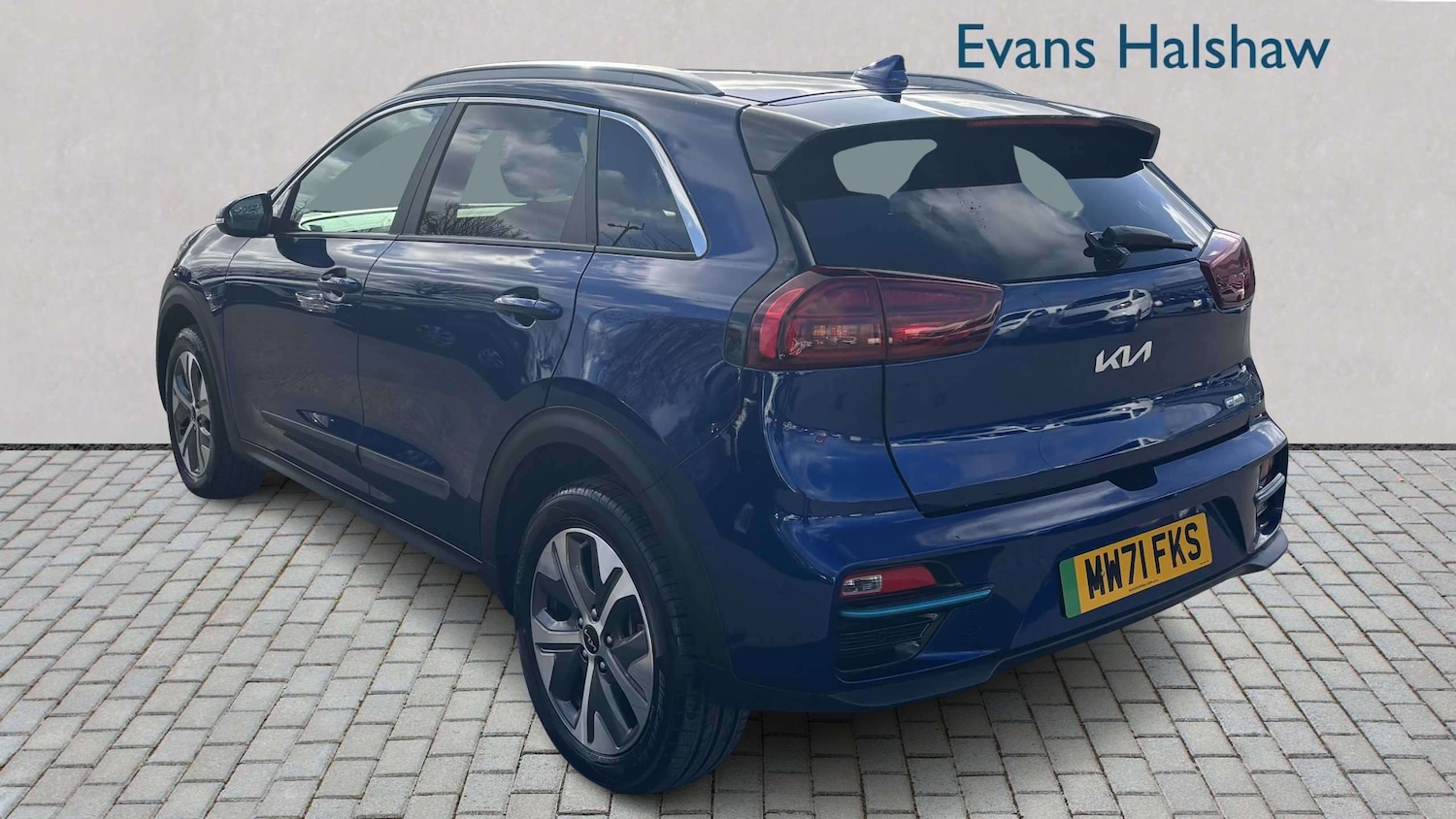 Used Kia Niro for sale - 77859570: Photo 2