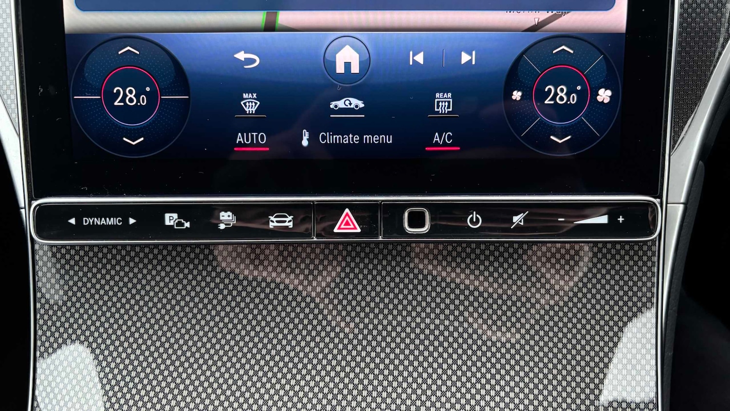 Used Mercedes-Benz GLC 2023 for sale - 77858663: Photo 14