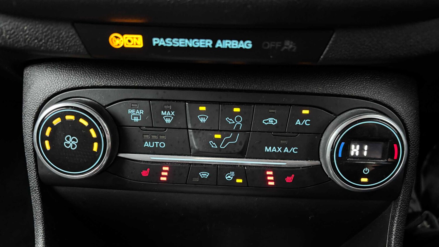 Used Ford Fiesta 2017 for sale - 77859192: Photo 14