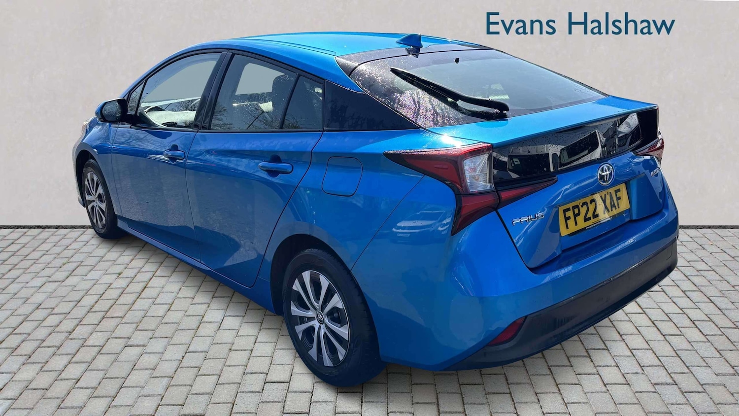 Used Toyota Prius 2022 for sale - 78173748: Photo 3