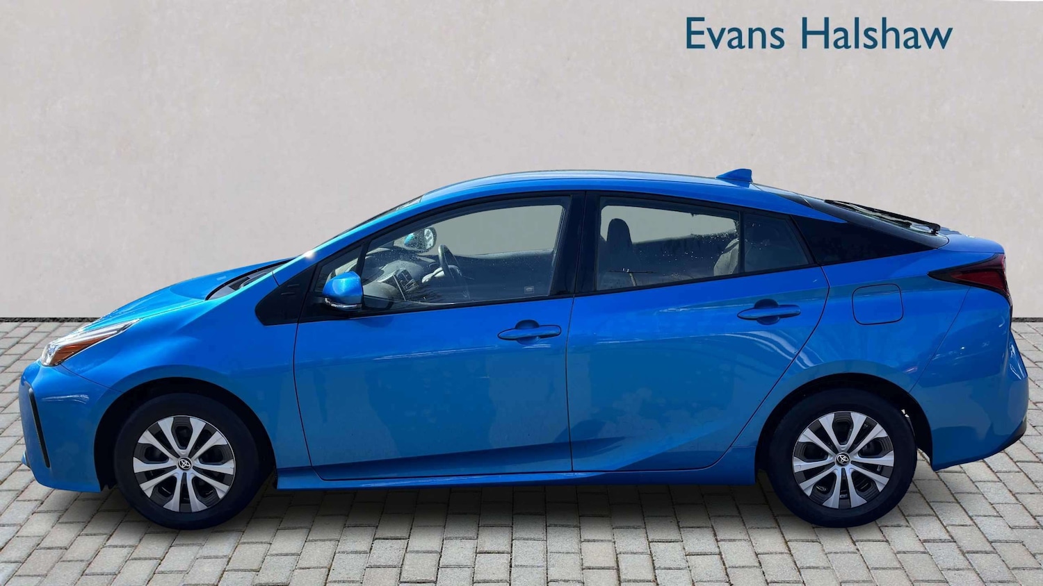 Used Toyota Prius 2022 for sale - 78173748: Photo 4