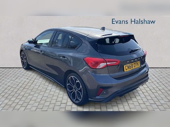 Used Ford Focus 2018 for sale - 78161378: Photo