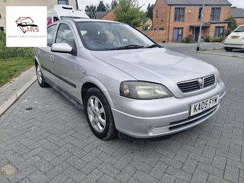 Vauxhall - Astra