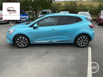 Used Renault Clio 2020 for sale - 75985537: Photo