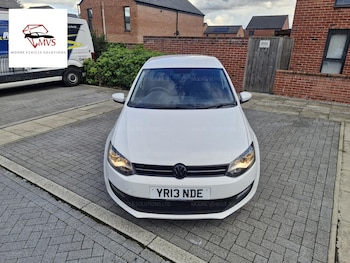 Used Volkswagen Polo 2013 for sale - 75935347: Photo