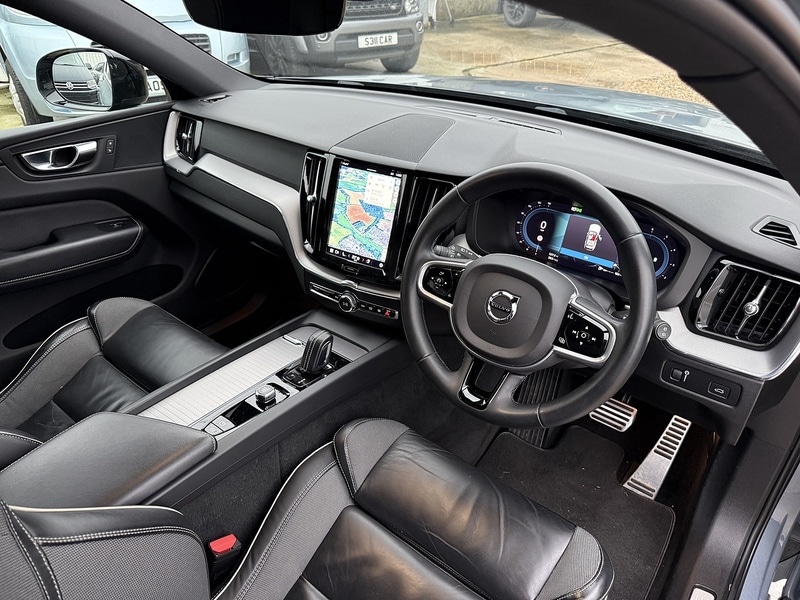 Used Volvo XC60 2021 for sale - 77196439: Photo 5