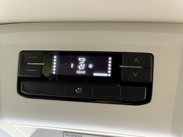 Used Volkswagen Transporter Shuttle 2020 for sale - 75265333: Photo 25