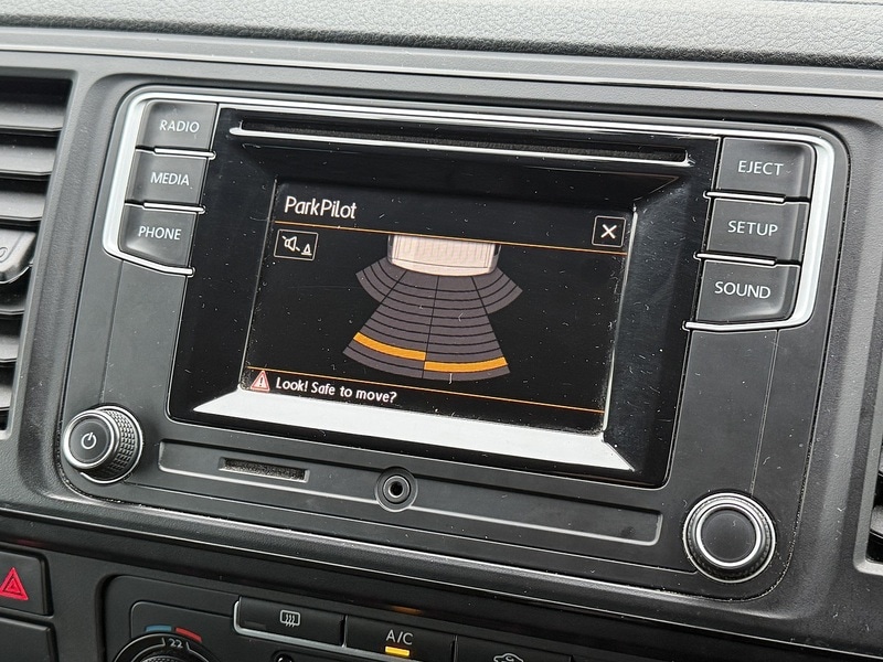 Used Volkswagen Transporter 2018 for sale - 76962823: Photo 7