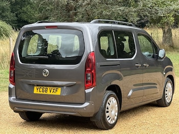Used Vauxhall Combo Life 2018 for sale - 75215730: Photo