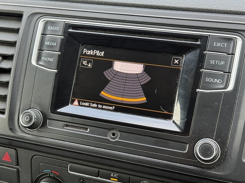 Used Volkswagen Transporter 2018 for sale - 77535579: Photo 18