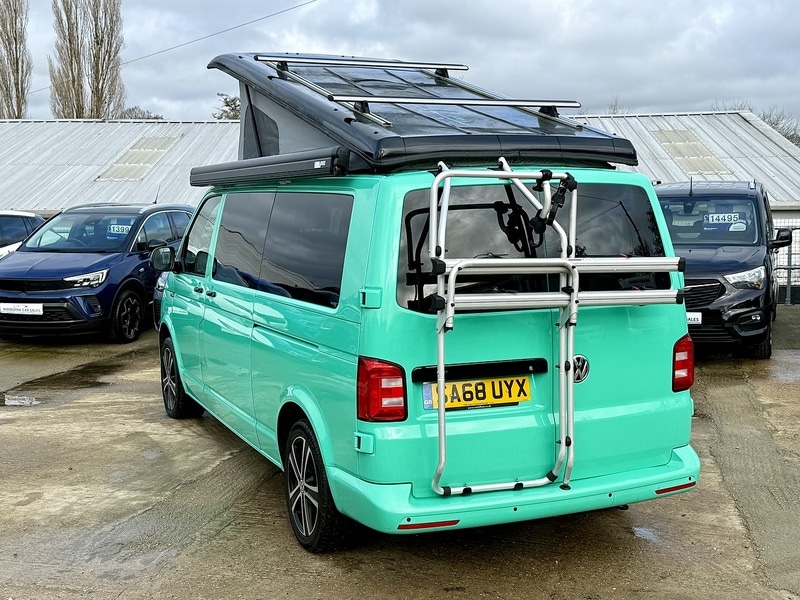 Used Volkswagen Transporter 2018 for sale - 77535579: Photo 2