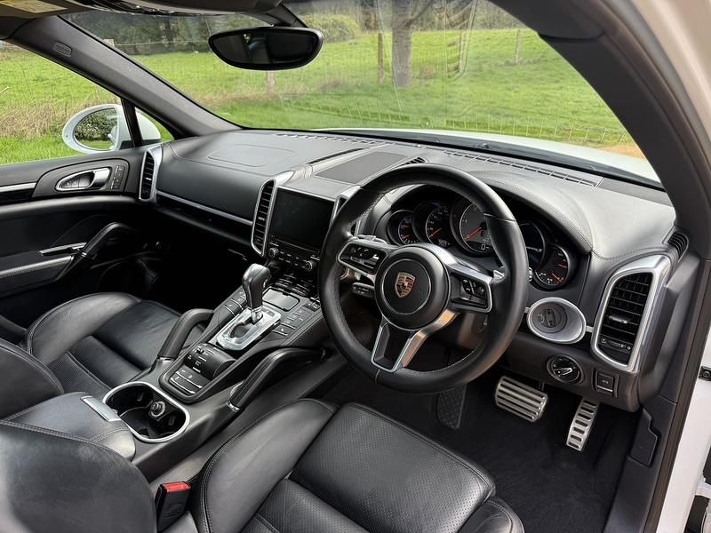 Used Porsche Cayenne 2016 for sale - 77668025: Photo 10