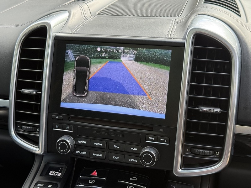 Used Porsche Cayenne 2016 for sale - 77668025: Photo 17