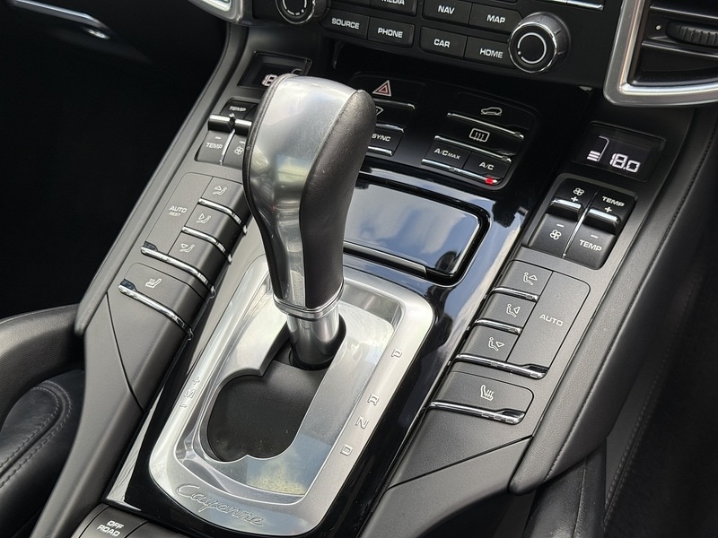 Used Porsche Cayenne 2016 for sale - 77668025: Photo 24