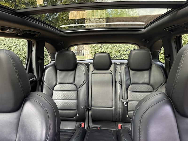 Used Porsche Cayenne 2016 for sale - 77668025: Photo 26