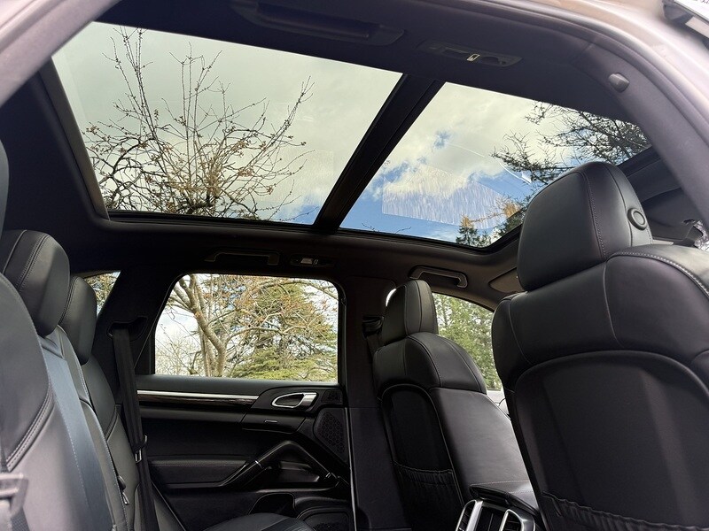 Used Porsche Cayenne 2016 for sale - 77668025: Photo 28