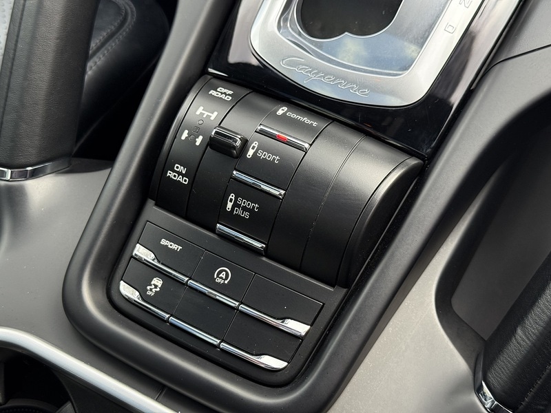 Used Porsche Cayenne 2016 for sale - 77668025: Photo 29