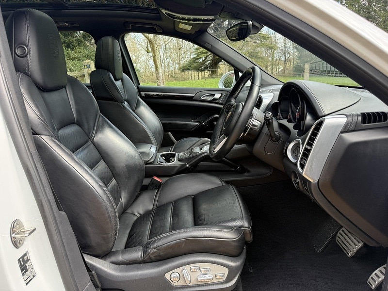 Used Porsche Cayenne 2016 for sale - 77668025: Photo 9