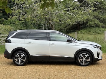 Used Peugeot 5008 2021 for sale - 79651500: Photo
