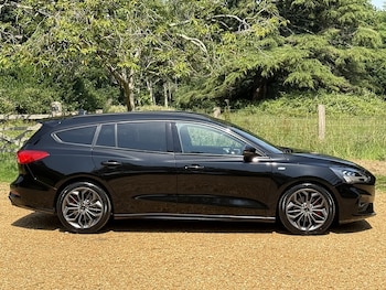 Used Ford Focus 2021 for sale - 79435325: Photo