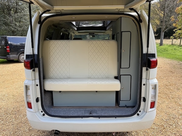 Used Nissan Elgrand 2020 for sale - 75676241: Photo 23