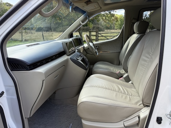 Used Nissan Elgrand 2020 for sale - 75676241: Photo 39