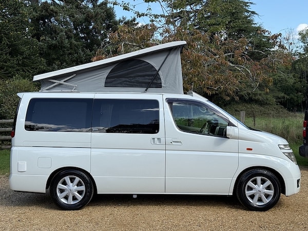Used Nissan Elgrand 2020 for sale - 75676241: Photo 3