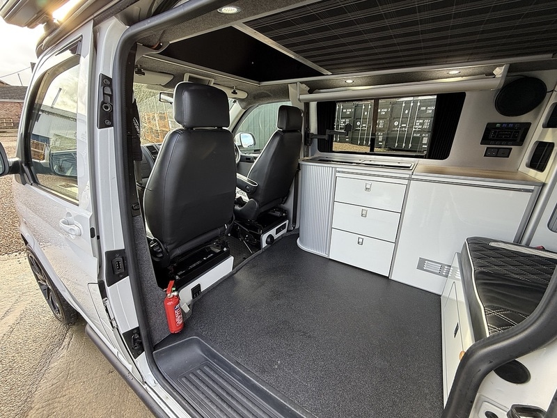 Used Volkswagen Transporter 2010 for sale - 77034292: Photo 6