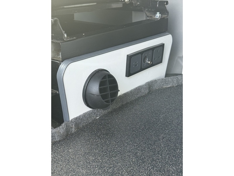 Used Volkswagen Transporter 2010 for sale - 77034292: Photo 9