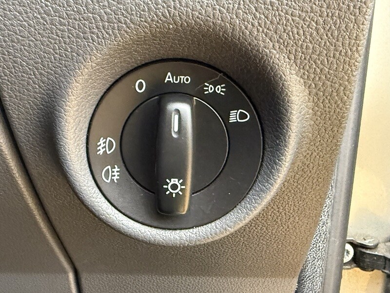 Used Volkswagen Amarok 2013 for sale - 73760781: Photo 29