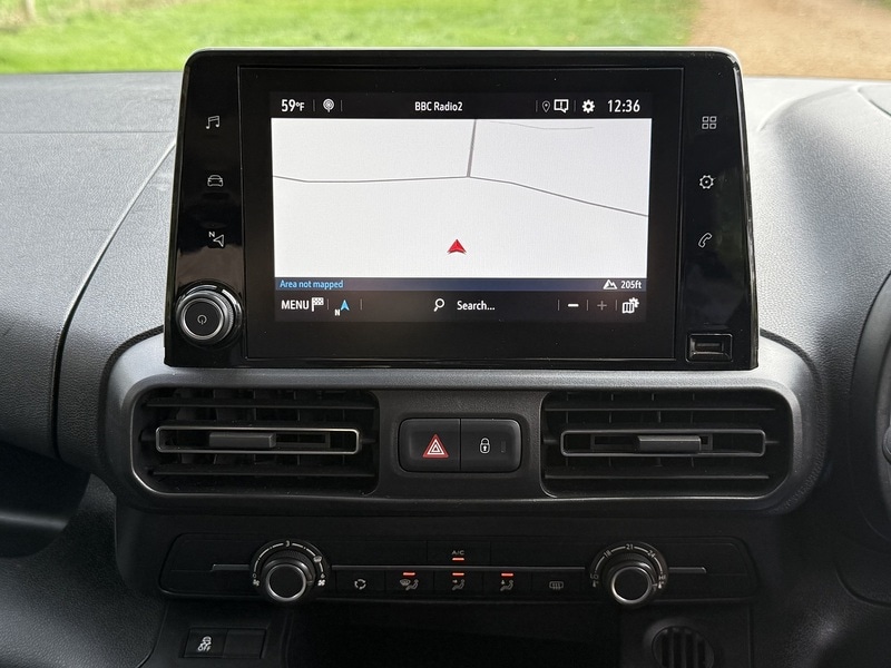 Used Vauxhall Combo Life 2018 for sale - 76341089: Photo 16