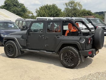 Used Jeep Wrangler 2017 for sale - 79435337: Photo