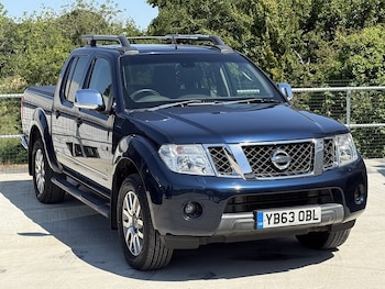 Used Nissan Navara 2014 for sale - 79381063: Photo