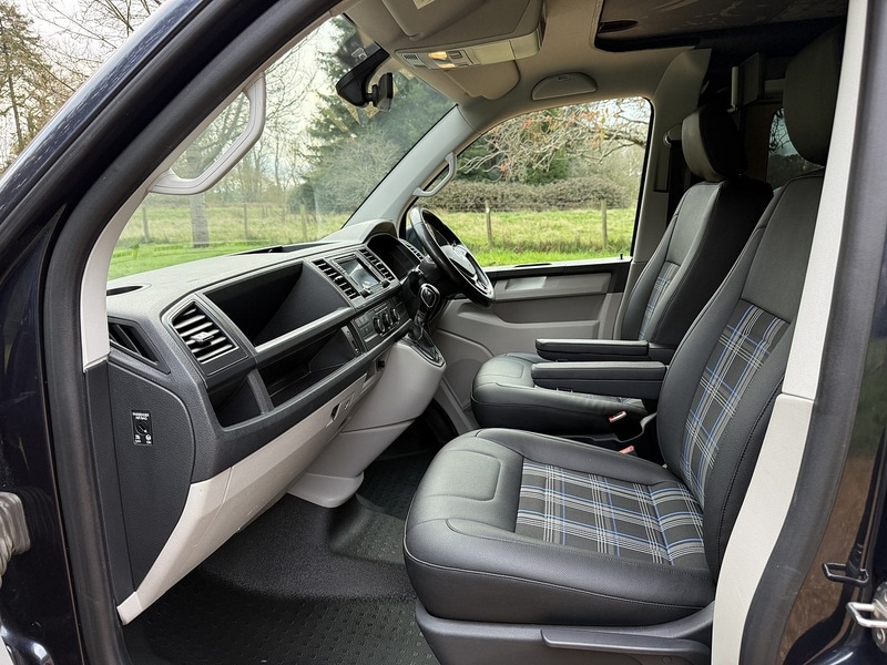 Used Volkswagen Transporter 2016 for sale - 76686754: Photo 42