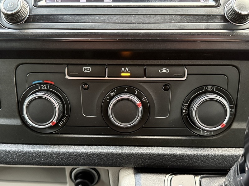 Used Volkswagen Transporter 2016 for sale - 76686754: Photo 49