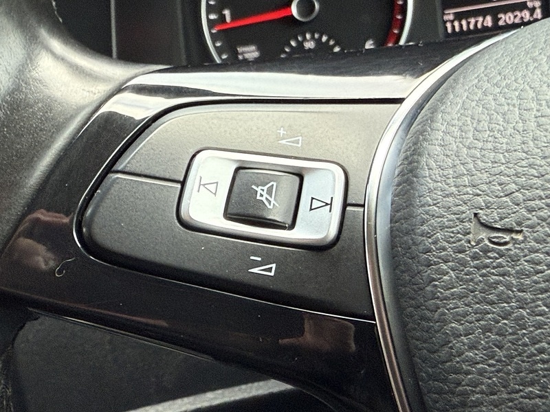 Used Volkswagen Transporter 2016 for sale - 76686754: Photo 51