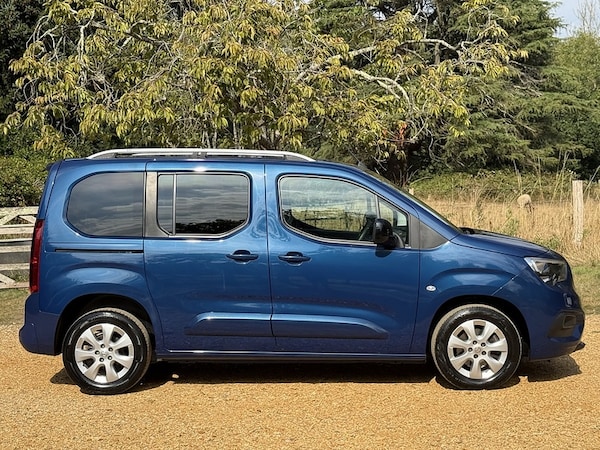 Used Vauxhall Combo Life 2022 for sale - 75482962: Photo 2